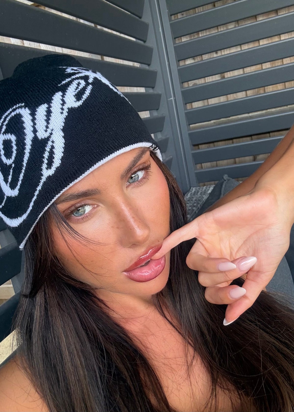 OYE REVERSIBLE BEANIE