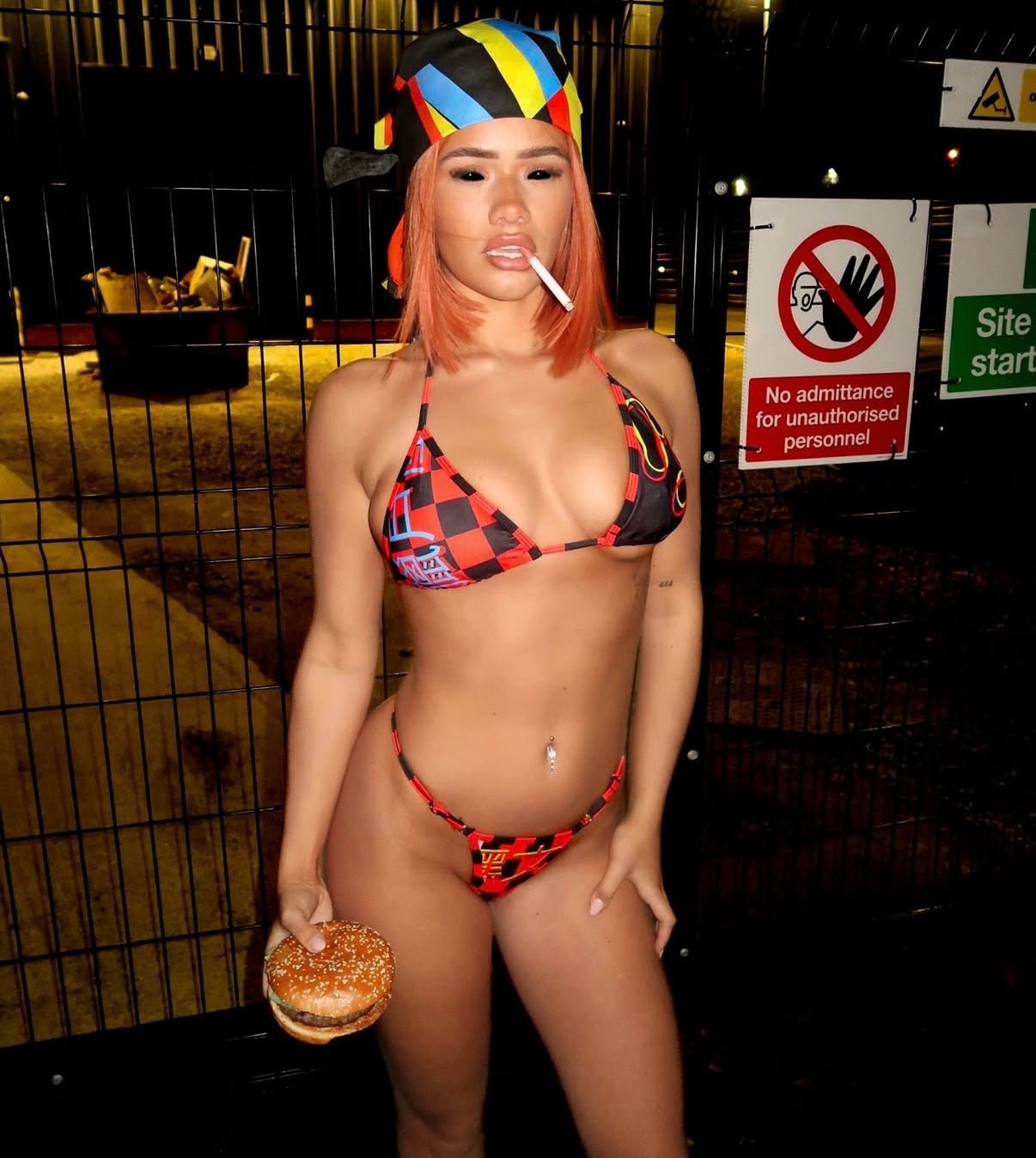 吃我 (Thong Set)