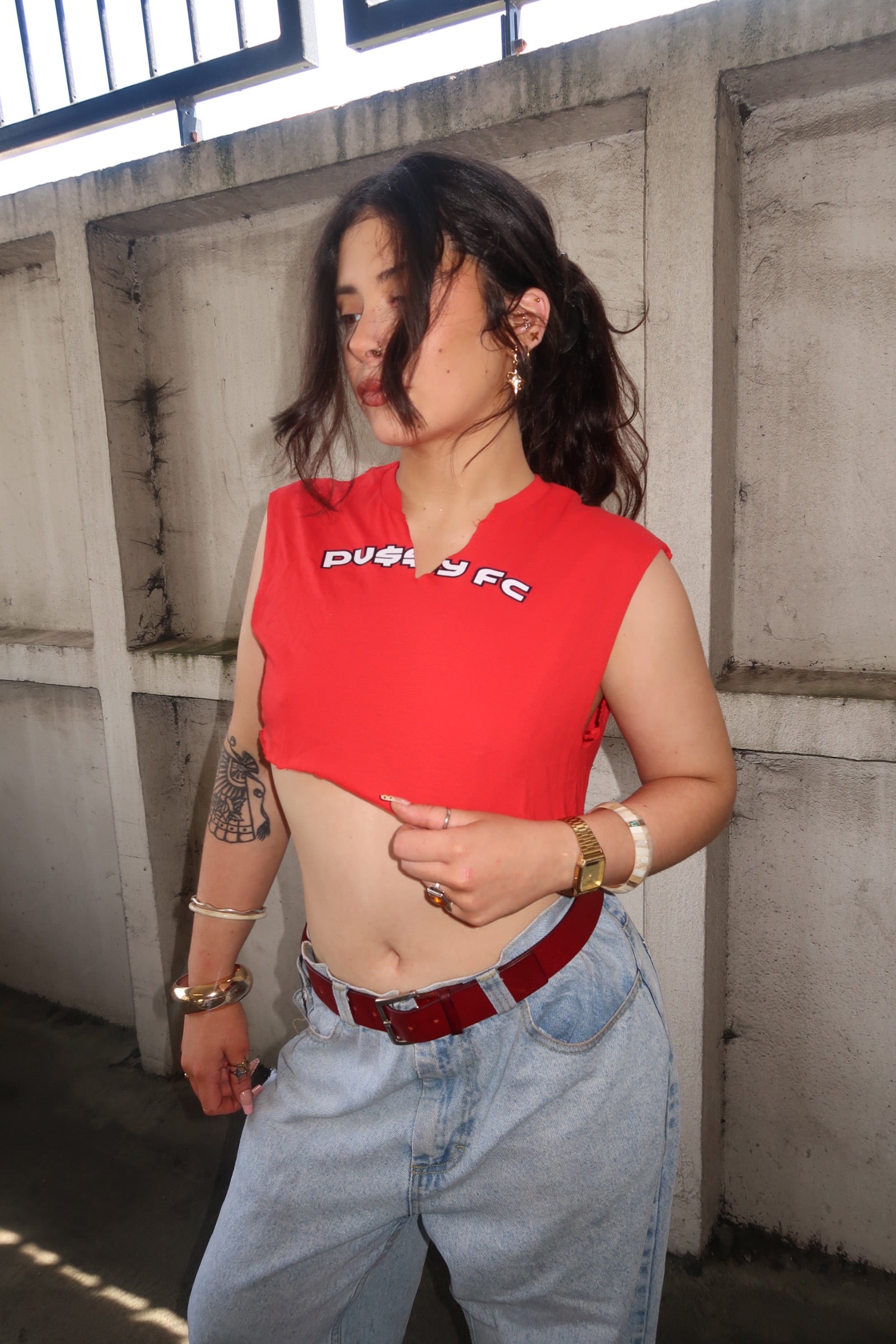 OYE REWORKED FC™ RED TEE CROPPED